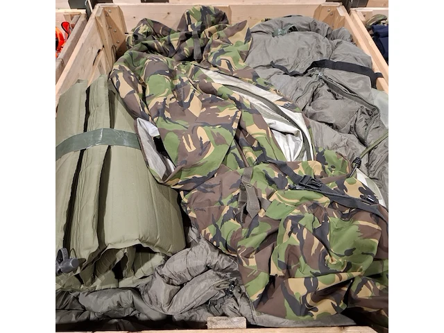 Persoonlijke uitrusting en kleding defensie - afbeelding 13 van  32
