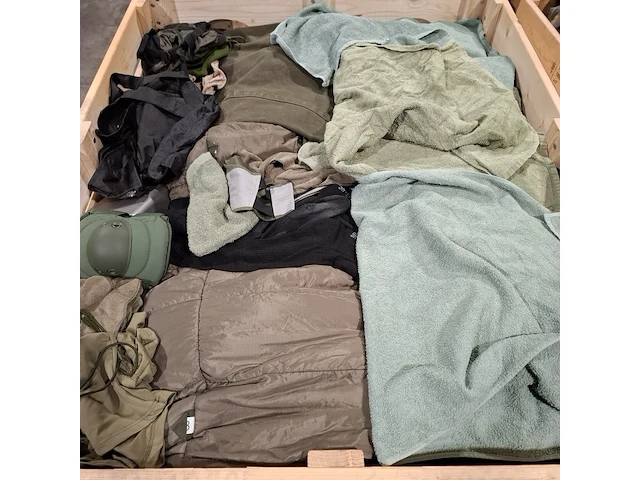 Persoonlijke uitrusting en kleding defensie - afbeelding 12 van  32
