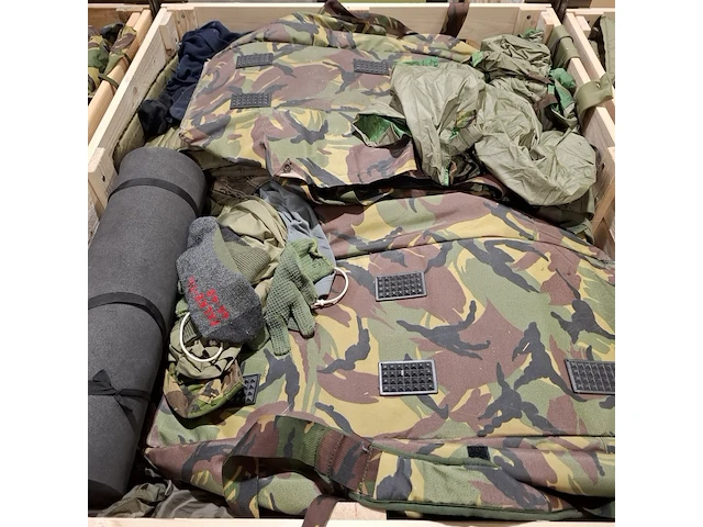 Persoonlijke uitrusting en kleding defensie - afbeelding 6 van  36