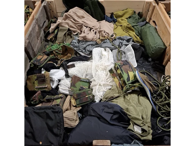 Persoonlijke uitrusting en kleding defensie - afbeelding 10 van  36
