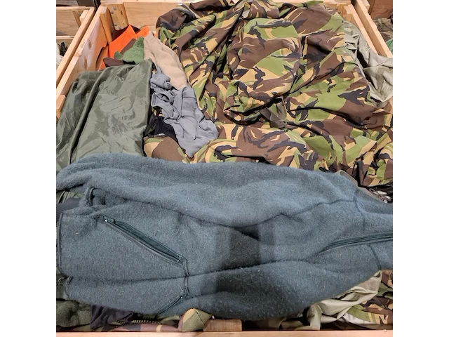 Persoonlijke uitrusting en kleding defensie - afbeelding 27 van  36