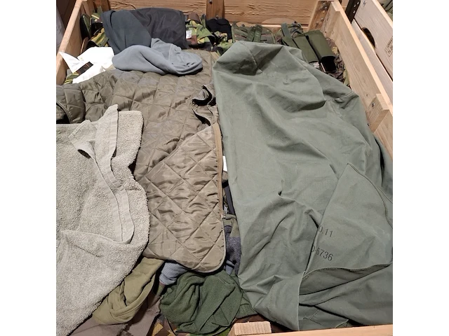 Persoonlijke uitrusting en kleding defensie - afbeelding 2 van  21
