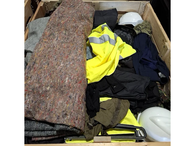 Persoonlijke uitrusting en kleding defensie - afbeelding 12 van  21