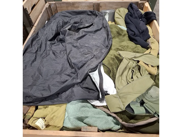 Persoonlijke uitrusting en kleding defensie - afbeelding 17 van  21