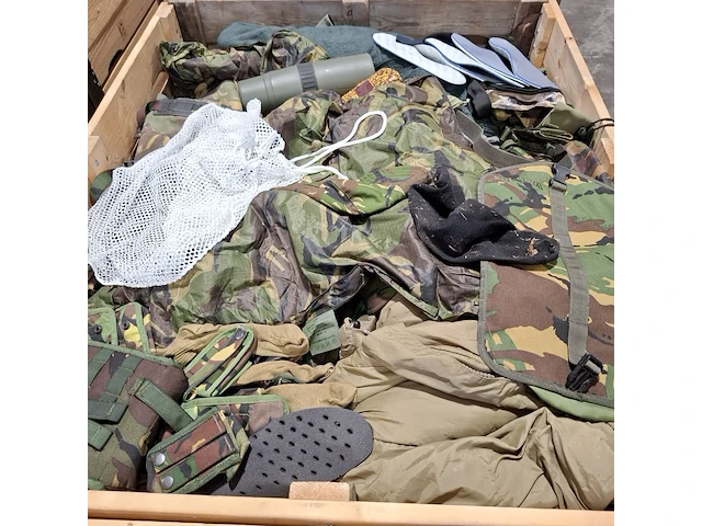 Persoonlijke uitrusting en kleding defensie - afbeelding 19 van  21