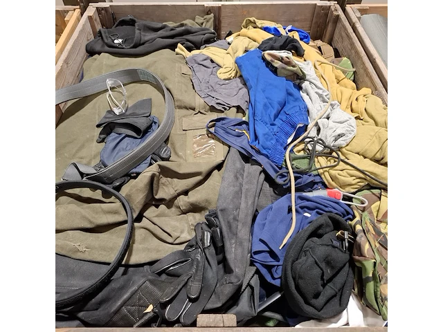 Persoonlijke uitrusting en kleding defensie - afbeelding 16 van  27