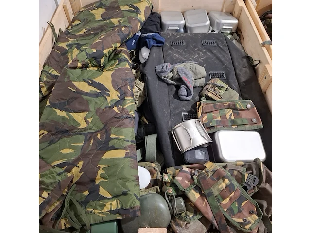 Persoonlijke uitrusting en kleding defensie - afbeelding 23 van  27