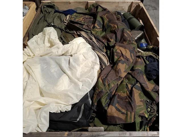Persoonlijke uitrusting en kleding defensie - afbeelding 26 van  27