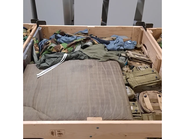 Persoonlijke uitrusting en kleding defensie - afbeelding 27 van  39