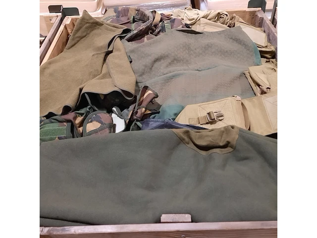 Persoonlijke uitrusting en kleding defensie - afbeelding 12 van  25