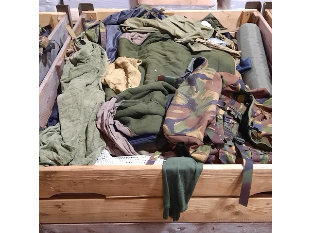 Persoonlijke uitrusting en kleding defensie - afbeelding 16 van  25