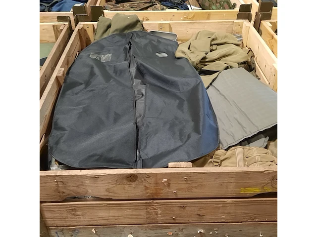 Persoonlijke uitrusting en kleding defensie - afbeelding 4 van  25