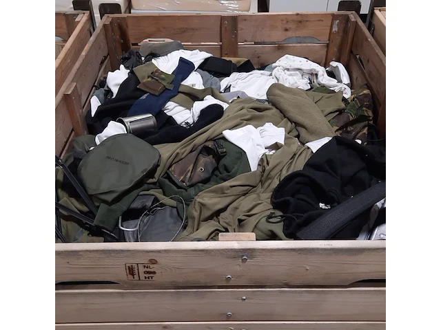 Persoonlijke uitrusting en kleding defensie - afbeelding 7 van  25