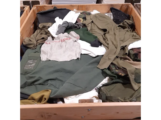Persoonlijke uitrusting en kleding defensie - afbeelding 9 van  25