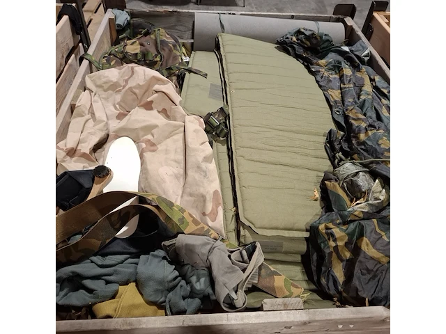 Persoonlijke uitrusting en kleding defensie - afbeelding 5 van  23