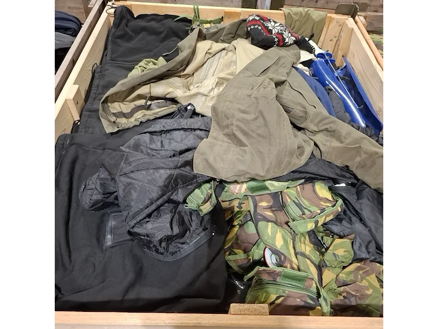 Persoonlijke uitrusting en kleding defensie - afbeelding 19 van  23