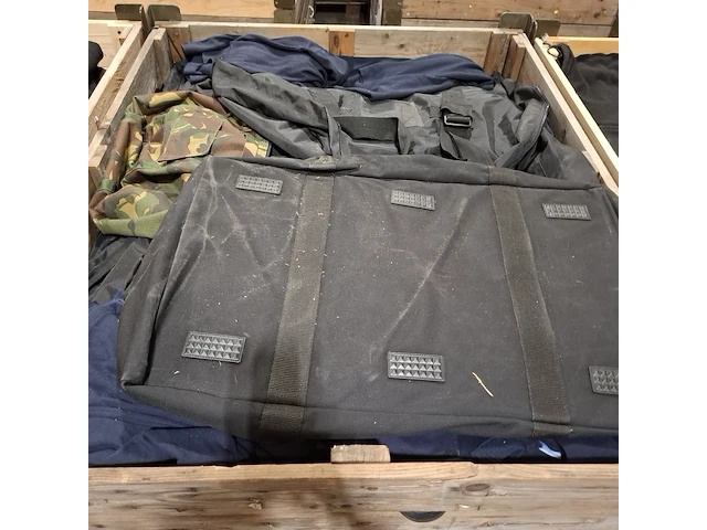 Persoonlijke uitrusting en kleding defensie - afbeelding 20 van  23