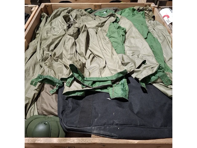 Persoonlijke uitrusting en kleding defensie - afbeelding 7 van  39