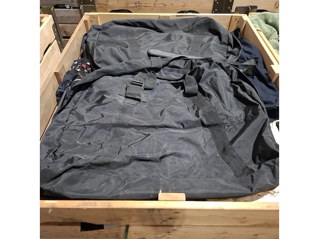 Persoonlijke uitrusting en kleding defensie - afbeelding 13 van  39