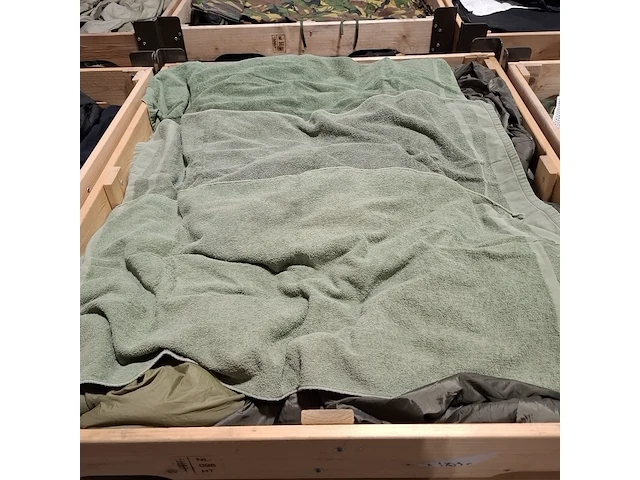 Persoonlijke uitrusting en kleding defensie - afbeelding 14 van  39
