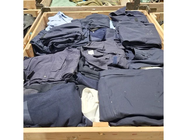 Persoonlijke uitrusting en kleding defensie - afbeelding 17 van  39