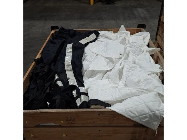 Persoonlijke uitrusting en kleding defensie - afbeelding 12 van  39