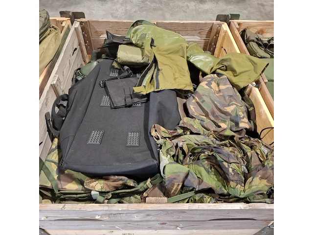 Persoonlijke uitrusting en kleding defensie - afbeelding 25 van  29
