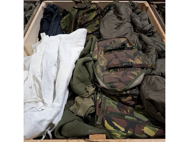 Persoonlijke uitrusting en kleding defensie - afbeelding 13 van  33