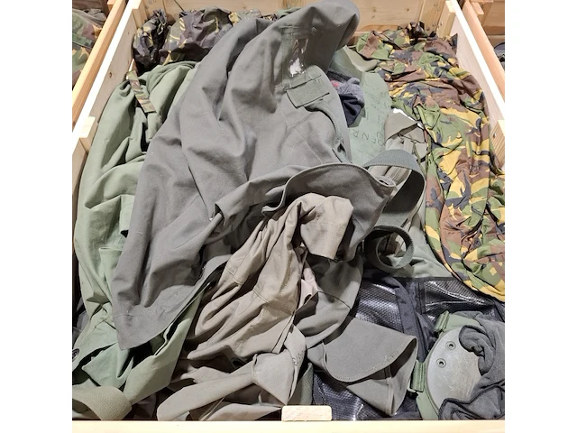 Persoonlijke uitrusting en kleding defensie - afbeelding 17 van  33