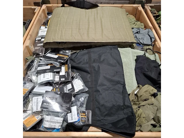 Persoonlijke uitrusting en kleding defensie - afbeelding 30 van  33