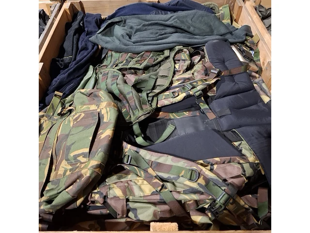 Persoonlijke uitrusting en kleding defensie - afbeelding 6 van  29