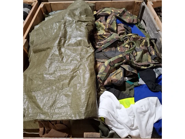 Persoonlijke uitrusting en kleding defensie - afbeelding 11 van  29