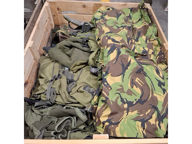 Persoonlijke uitrusting en kleding defensie - afbeelding 6 van  25