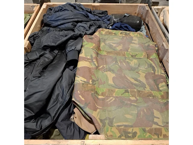 Persoonlijke uitrusting en kleding defensie - afbeelding 20 van  25
