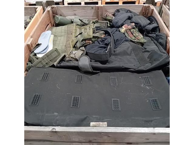 Persoonlijke uitrusting en kleding defensie - afbeelding 2 van  35