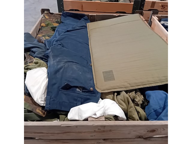 Persoonlijke uitrusting en kleding defensie - afbeelding 14 van  35