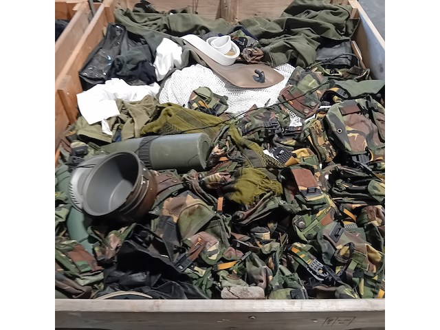 Persoonlijke uitrusting en kleding defensie - afbeelding 26 van  35