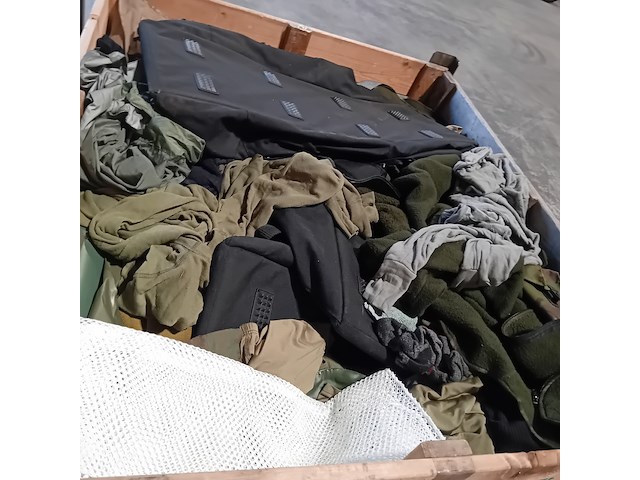 Persoonlijke uitrusting en kleding defensie - afbeelding 29 van  35