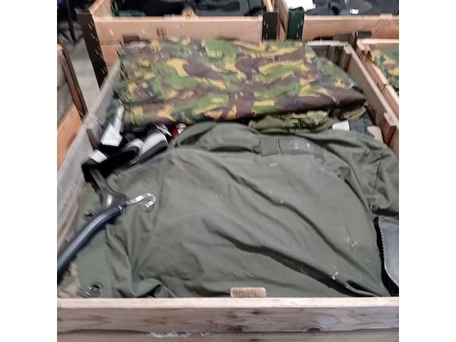 Persoonlijke uitrusting en kleding defensie - afbeelding 33 van  35