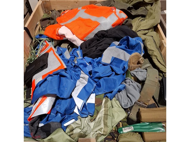 Persoonlijke uitrusting en kleding defensie - afbeelding 26 van  31