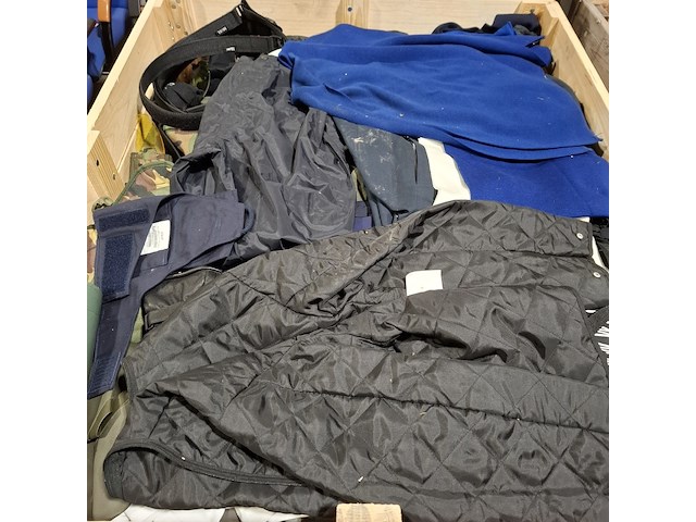 Persoonlijke uitrusting en kleding defensie - afbeelding 27 van  31