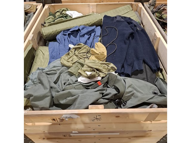 Persoonlijke uitrusting en kleding defensie - afbeelding 14 van  35