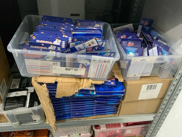 Persoonlijke verzorging en huishoudelijke producten (3383x) - afbeelding 2 van  12