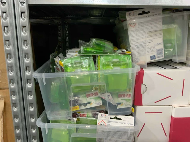 Persoonlijke verzorging en huishoudelijke producten (3383x) - afbeelding 9 van  12