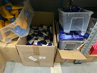 Persoonlijke verzorgingsproducten (3428x) - afbeelding 8 van  18