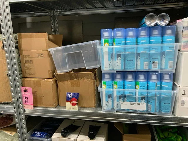 Persoonlijke verzorgingsproducten (3428x) - afbeelding 14 van  18