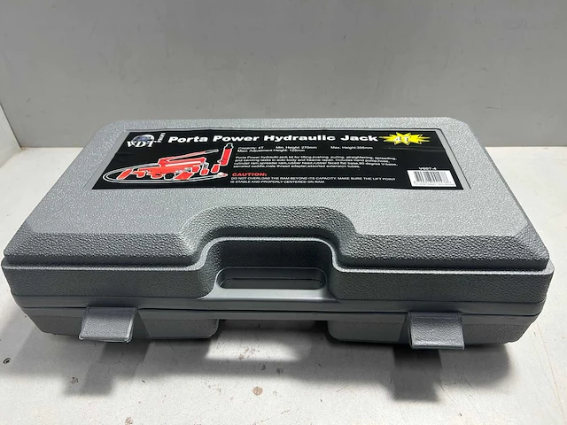 Persset / uitdeukset 4 ton hydraulisch - afbeelding 1 van  3