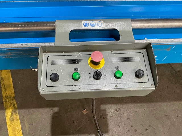 Pertici - 2007 - univer 330ip - afkortcirkelzaagmachine - afbeelding 3 van  14