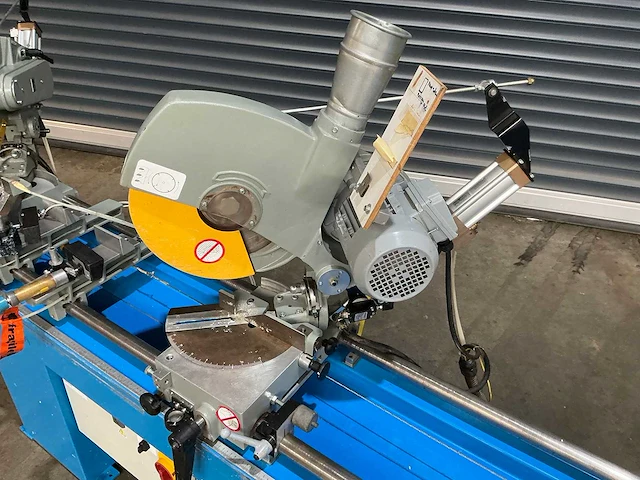 Pertici - 2007 - univer 330ip - afkortcirkelzaagmachine - afbeelding 4 van  14