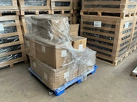 Pet flessen combinatie kavel 500 t/m 503 - afbeelding 18 van  18